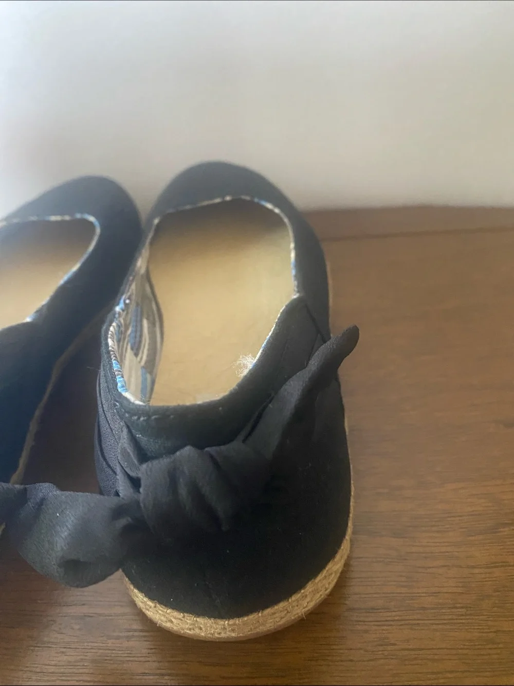 UGG Black Espadrille Ballet Flats with Jute Sole Size 7 Open Box
